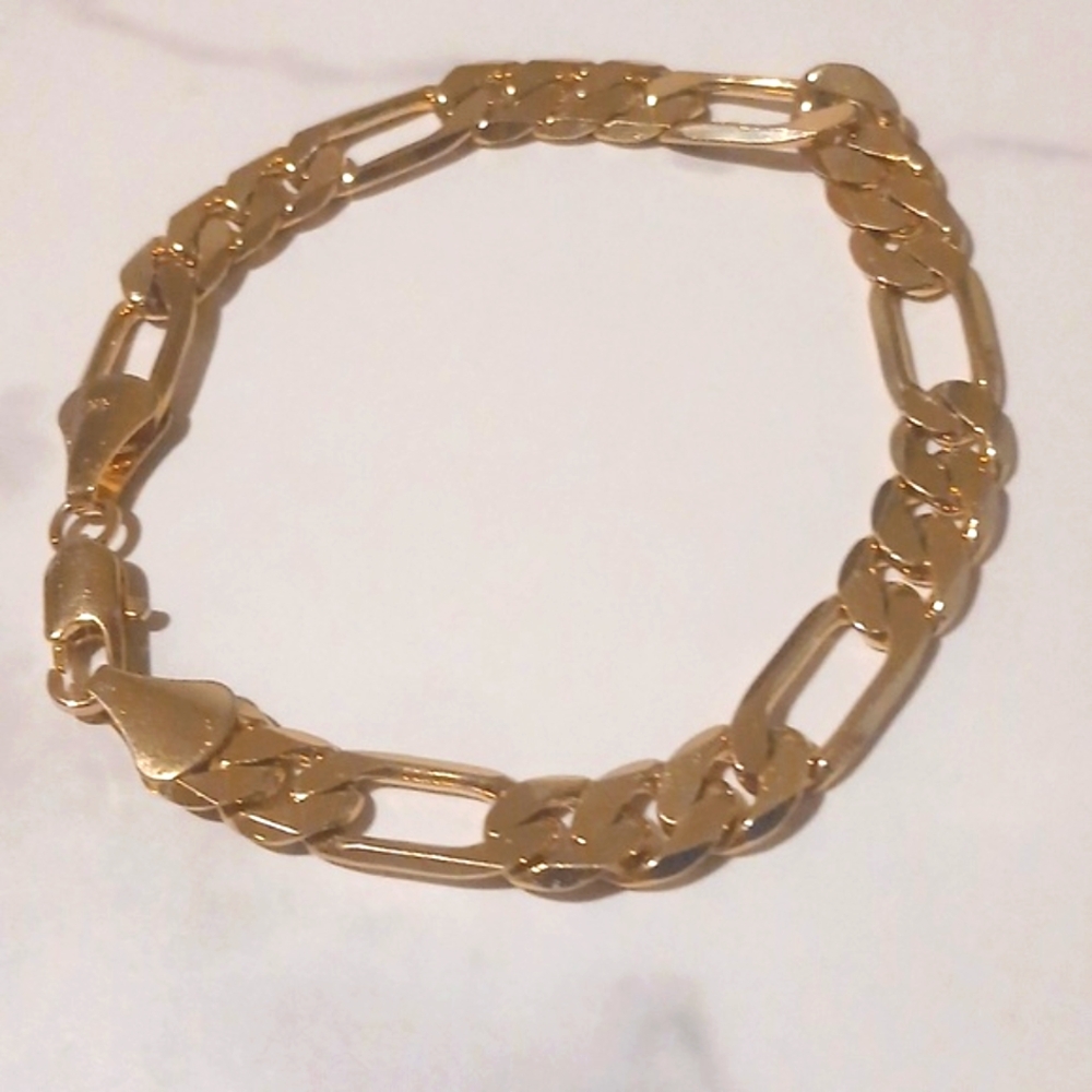 14k Gold Plated  Figaro Link Bracelet 7.5"